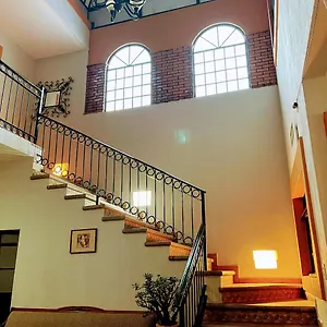 Chingon Hotel